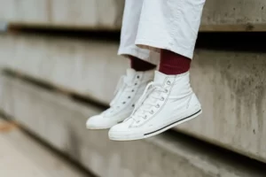 White Sneakers: The Timeless Elegance in Footwear