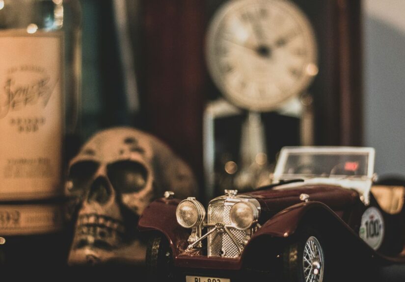 brown die-cast car model